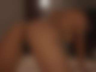 YourCarolinaaa's Live Sex Cam Show