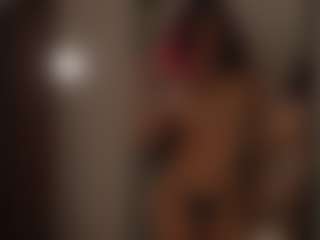 YourCarolinaaa's Live Sex Cam Show