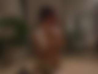 YourCarolinaaa's Live Sex Cam Show