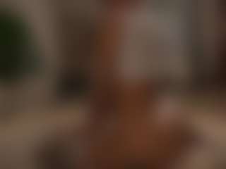 YourCarolinaaa's Live Sex Cam Show
