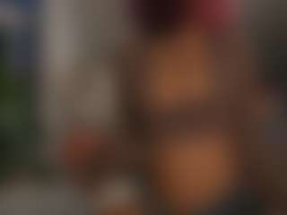 YourCarolinaaa's Live Sex Cam Show