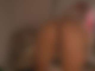 YourCarolinaaa's Live Sex Cam Show