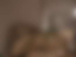 YourCarolinaaa's Live Sex Cam Show