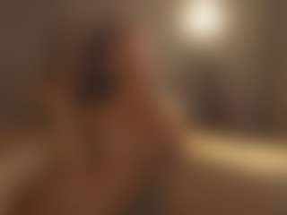 YourCarolinaaa's Live Sex Cam Show
