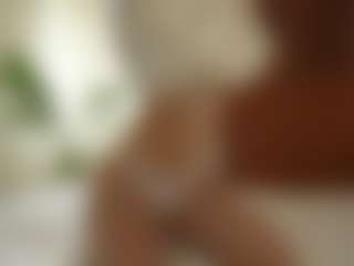 YourCarolinaaa's Live Sex Cam Show