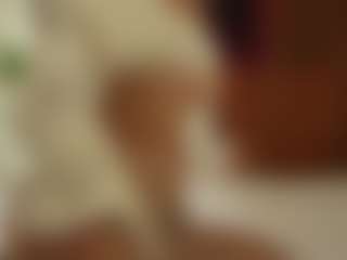 YourCarolinaaa's Live Sex Cam Show