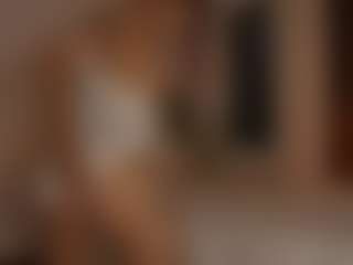 YourCarolinaaa's Live Sex Cam Show