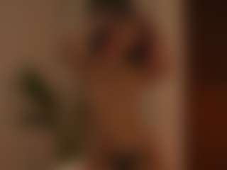 YourCarolinaaa's Live Sex Cam Show