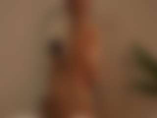 YourCarolinaaa's Live Sex Cam Show