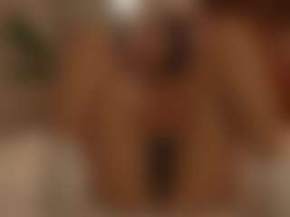 YourCarolinaaa's Live Sex Cam Show