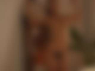 YourCarolinaaa's Live Sex Cam Show