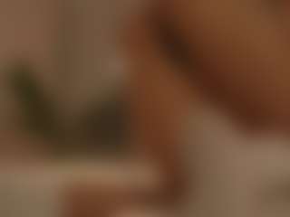 YourCarolinaaa's Live Sex Cam Show