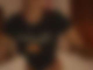 YourCarolinaaa's Live Sex Cam Show