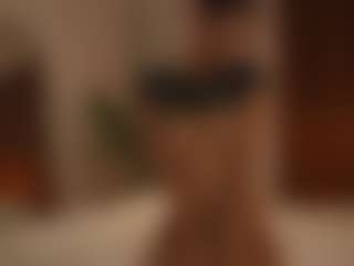YourCarolinaaa's Live Sex Cam Show