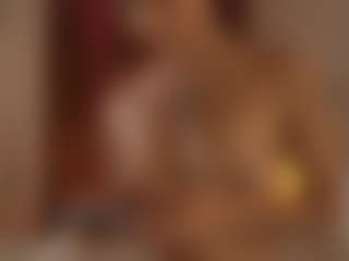 YourCarolinaaa's Live Sex Cam Show
