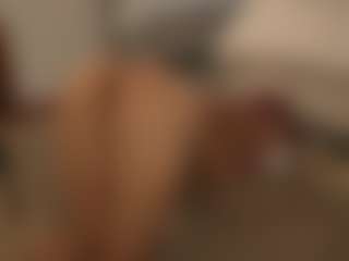 YourCarolinaaa's Live Sex Cam Show