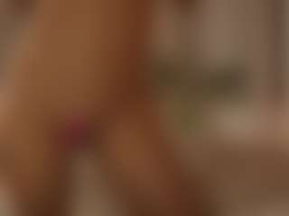 YourCarolinaaa's Live Sex Cam Show