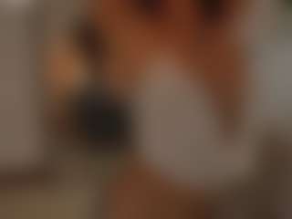 YourCarolinaaa's Live Sex Cam Show