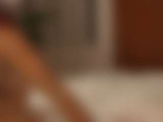 YourCarolinaaa's Live Sex Cam Show