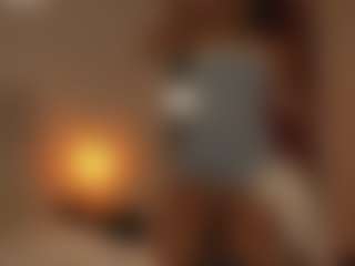 YourCarolinaaa's Live Sex Cam Show