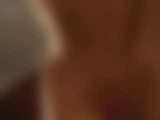YourCarolinaaa's Live Sex Cam Show