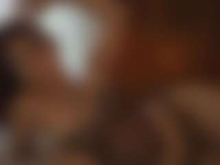 YourCarolinaaa's Live Sex Cam Show