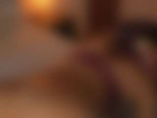 YourCarolinaaa's Live Sex Cam Show