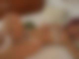 YourCarolinaaa's Live Sex Cam Show