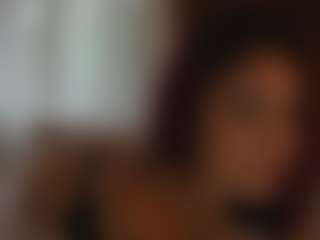 Live cam show with YourCarolinaaa - Shaved Pussy Curvy on SquirtSoMuch