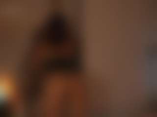 YourCarolinaaa's Live Sex Cam Show