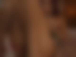 YourCarolinaaa's Live Sex Cam Show