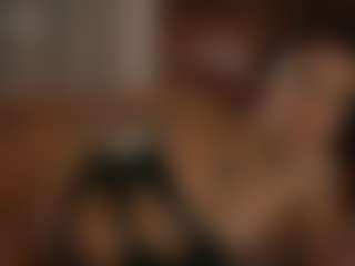 YourCarolinaaa's Live Sex Cam Show