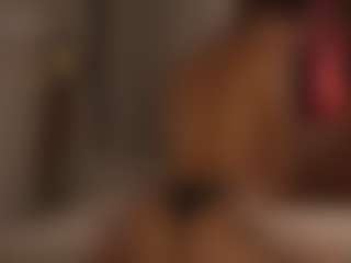 YourCarolinaaa's Live Sex Cam Show