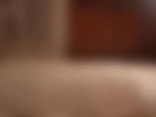 Live cam show with YourCarolinaaa - Striptease on Sweet Sext