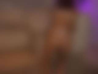 YourCarolinaaa's Live Sex Cam Show