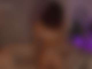 YourCarolinaaa's Live Sex Cam Show