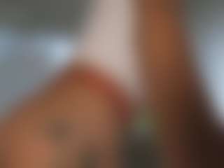 YourCarolinaaa's Live Sex Cam Show