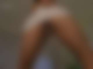 YourCarolinaaa's Live Sex Cam Show
