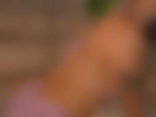 YourCarolinaaa's Live Sex Cam Show