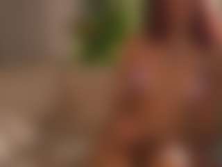Live cam show with YourCarolinaaa - Bedroom Teen (18+) on Camsoda