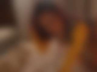 YourCarolinaaa's Live Sex Cam Show