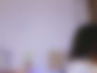 Live cam show with MiahJoness1 - Facial Piercings on Livezox