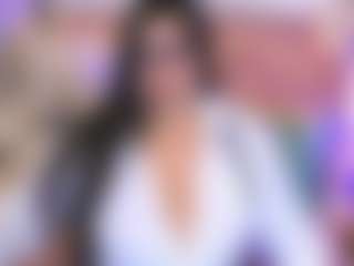 Live cam show with MiahJoness1 - Drinking on StripNow