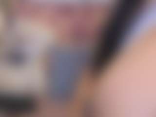 Live cam show with MiahJoness1 - Lush on realtime-chat