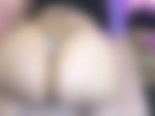 MiahJoness1's Live Sex Cam Show