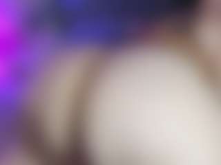 MiahJoness1's Live Sex Cam Show