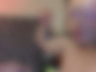 MiahJoness1's Live Sex Cam Show
