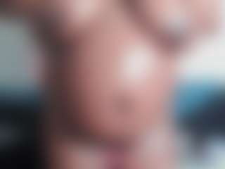 Livvy Kinka's Live Sex Cam Show