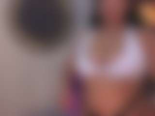 Live cam show with Arianna - New Big Ass on liverealitysex.com
