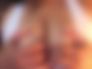 Arianna's Live Sex Cam Show
